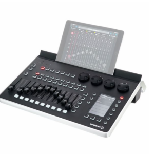 CONSOLA PARA CONTROL DE ILUMINACIÓN LIGHTSHARK LS1